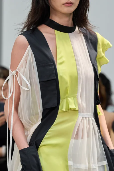 Look 20